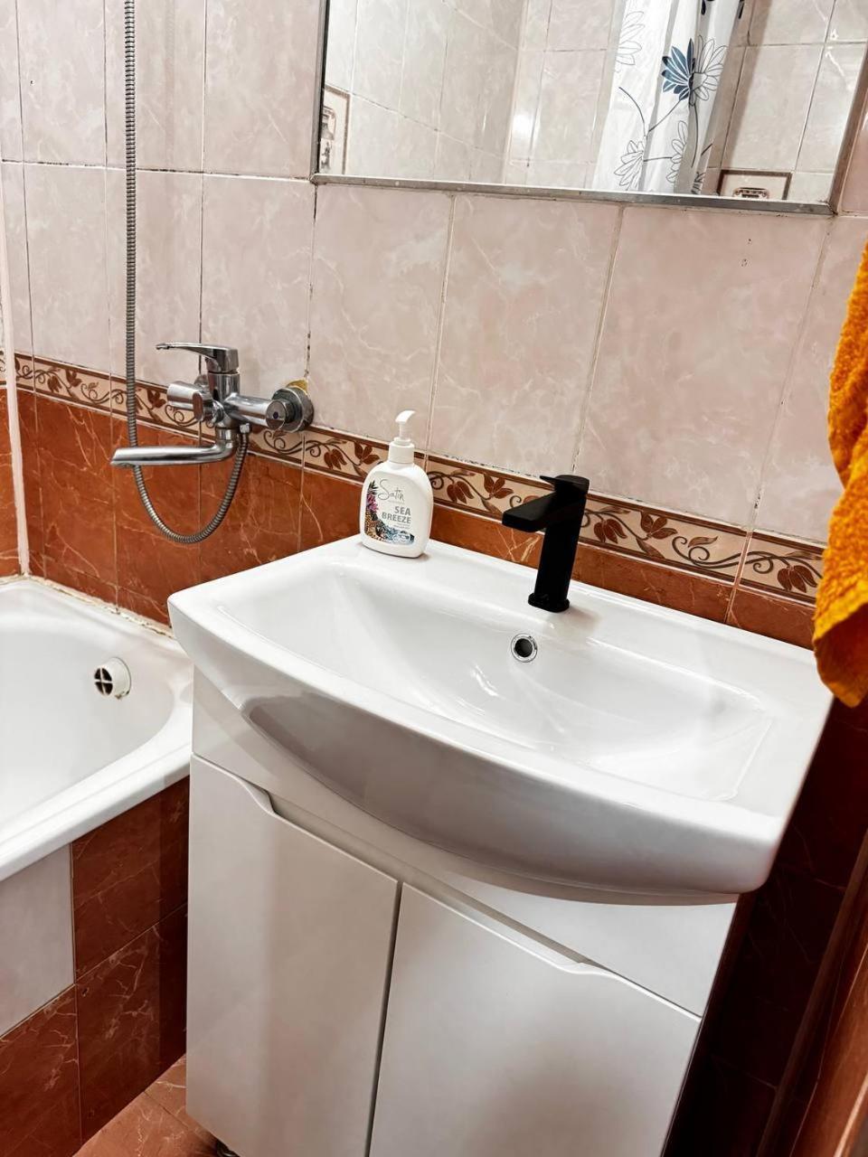 Квартира В Лузановке2 Odessa Luaran gambar